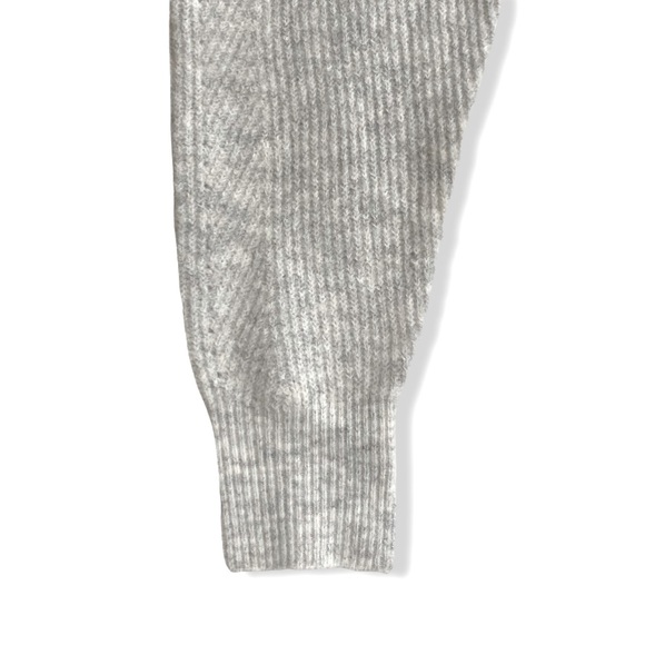 Topshop Sweater, Heather Gray Wool Blend, Chevron Design, Cropped Length, NWOT - Picture 7 of 12